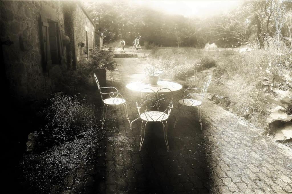 Relax With Art And Nature Mellionnec Экстерьер фото